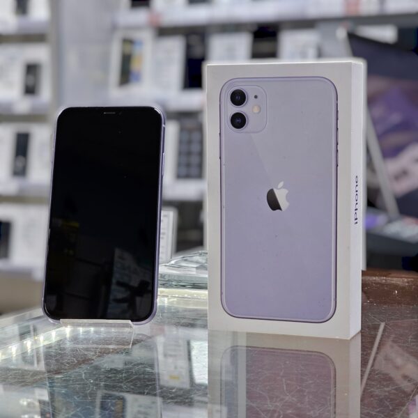 Używany iPhone 11 128GB Fiolet, bateria 100%, IDEAŁ !!!