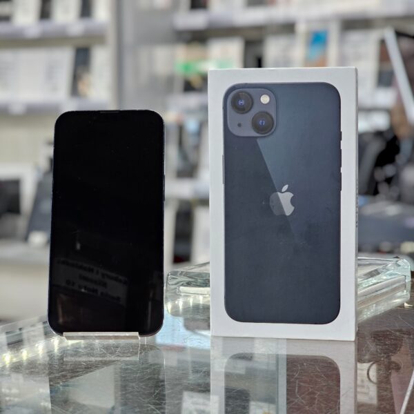 Używany iPhone 13 256GB Midnight, bateria 100%