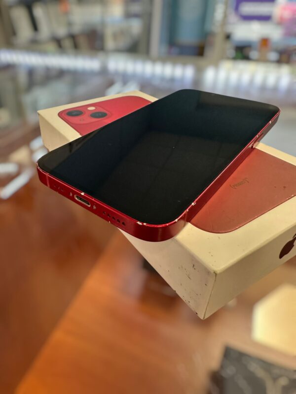 Używany iPhone 13 4/256 Red Kondycja baterii 100% ! - Image 4