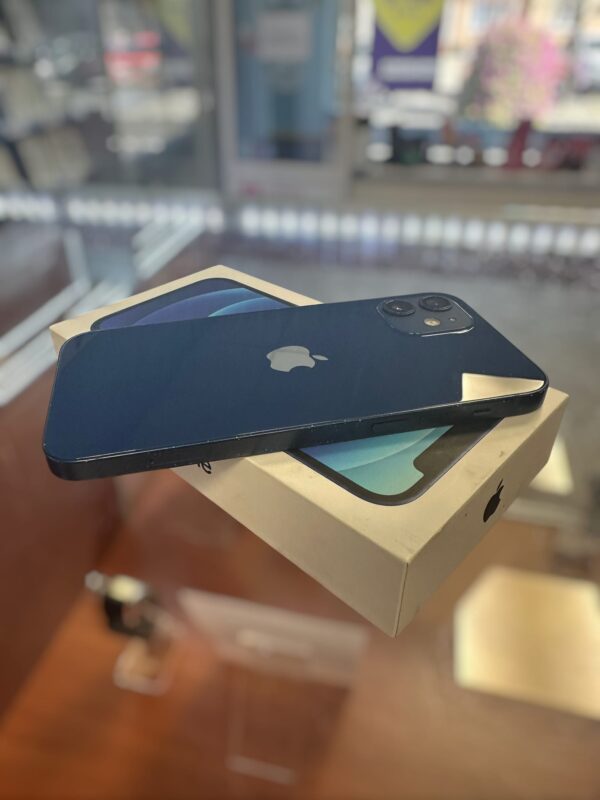 Używany iPhone 12 4/64GB Blue - Image 3